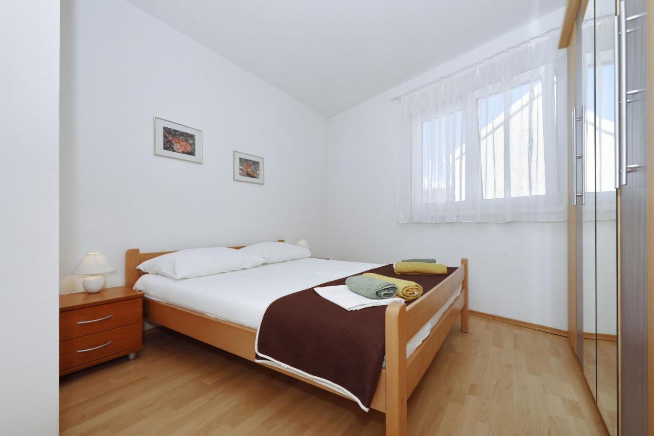 Apartment Alexa Турань Экстерьер фото