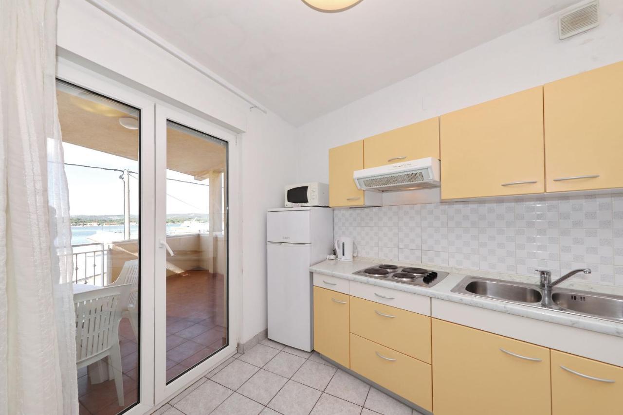 Apartment Alexa Турань Экстерьер фото